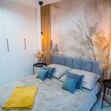 Nowoczesny Apartament Ludova บิสกูเปียซ ภายนอก รูปภาพ