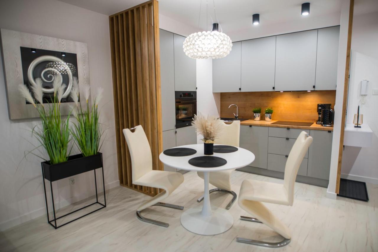 Nowoczesny Apartament Ludova บิสกูเปียซ ภายนอก รูปภาพ