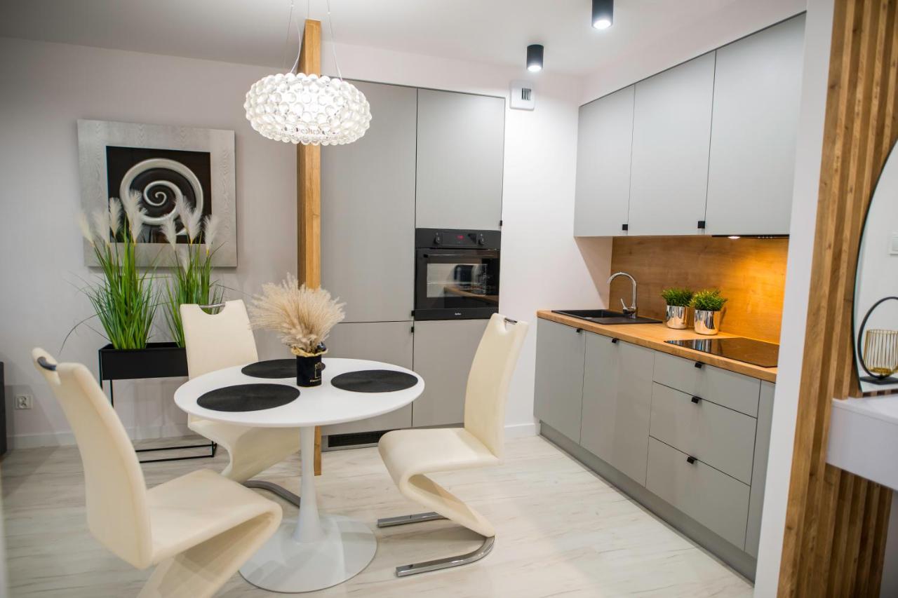 Nowoczesny Apartament Ludova บิสกูเปียซ ภายนอก รูปภาพ